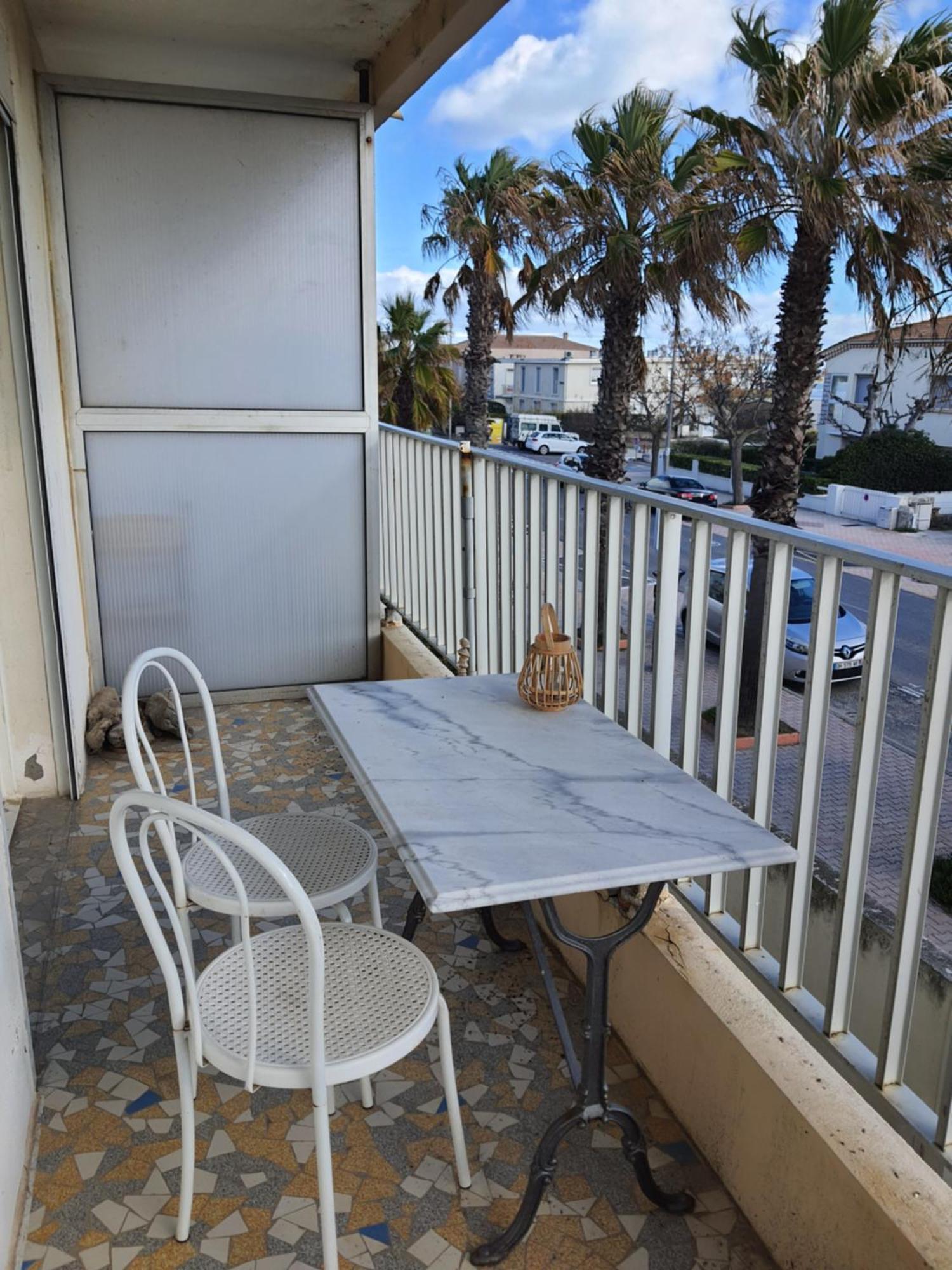 Les Flots Vue Apartment
